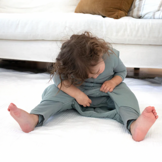 When Should I Switch to a Walker Sleep Sack? gunamuna