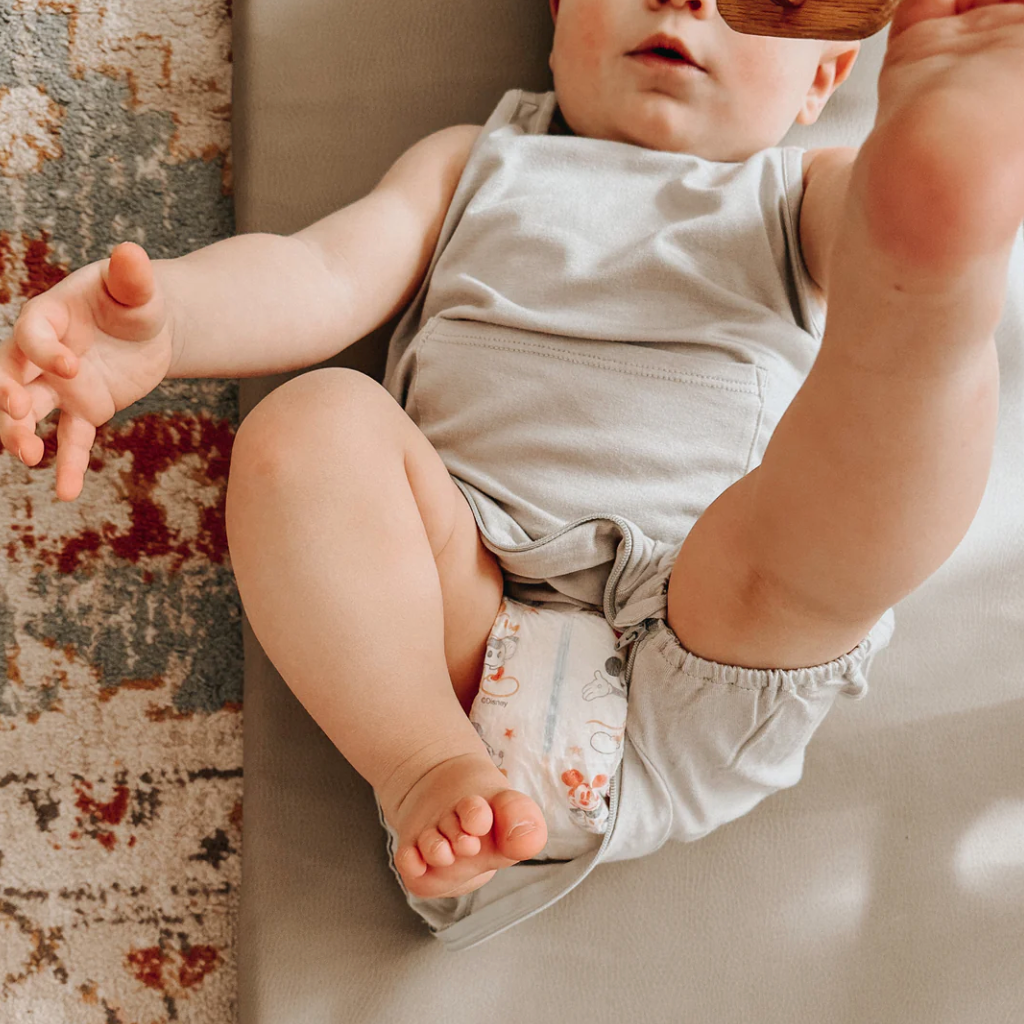 What Clothes Are Easiest to Dress a Baby In?