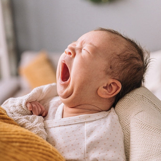 Baby fights discount swaddle in sleep