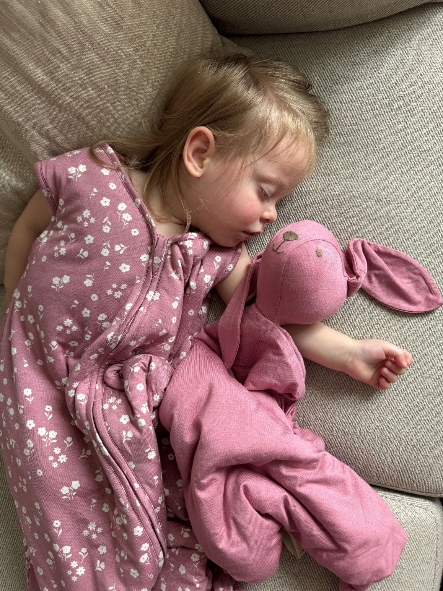 Bunny Lovey - Pinkberry