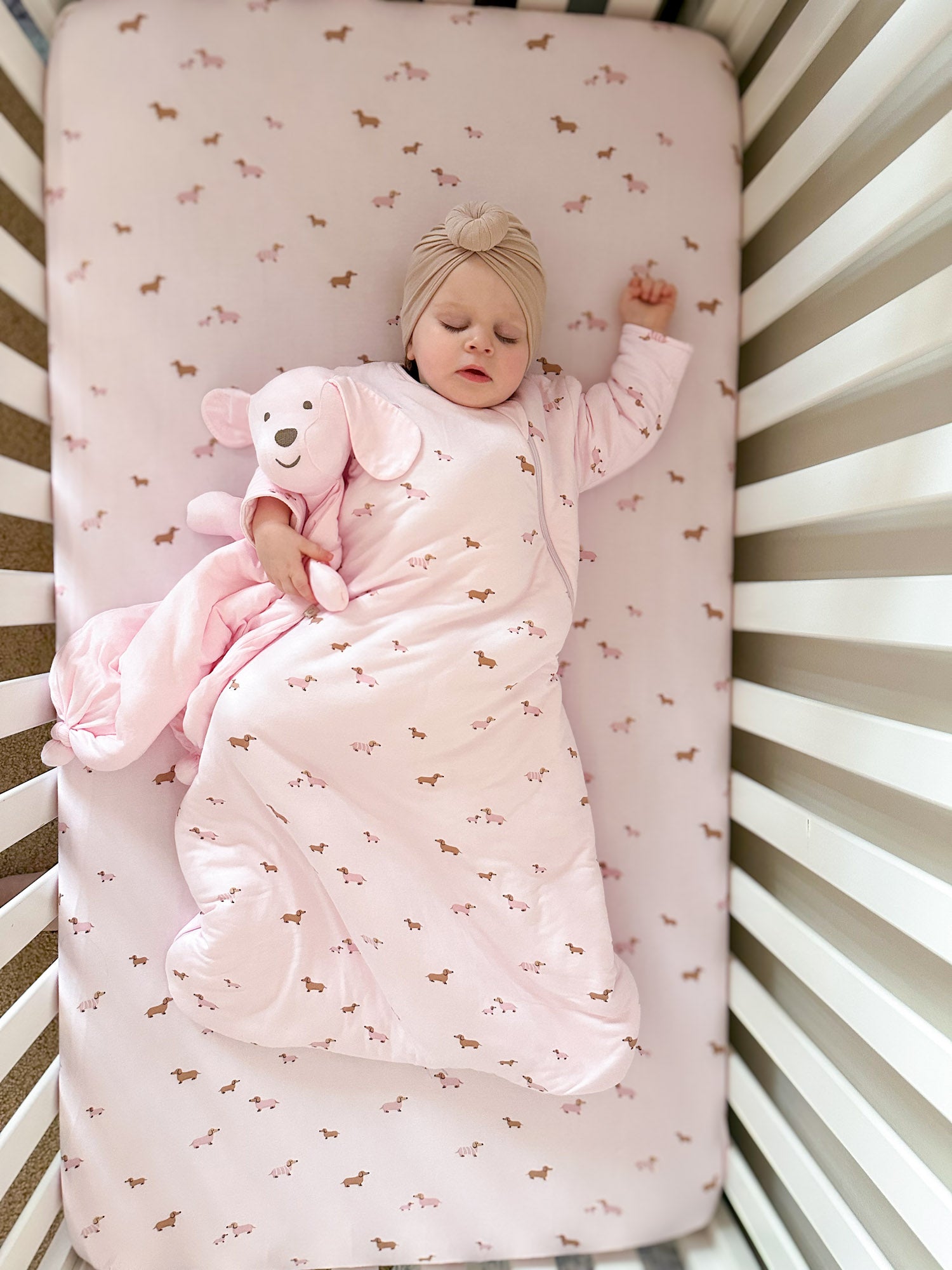 Crib Sheet - Girl Dog