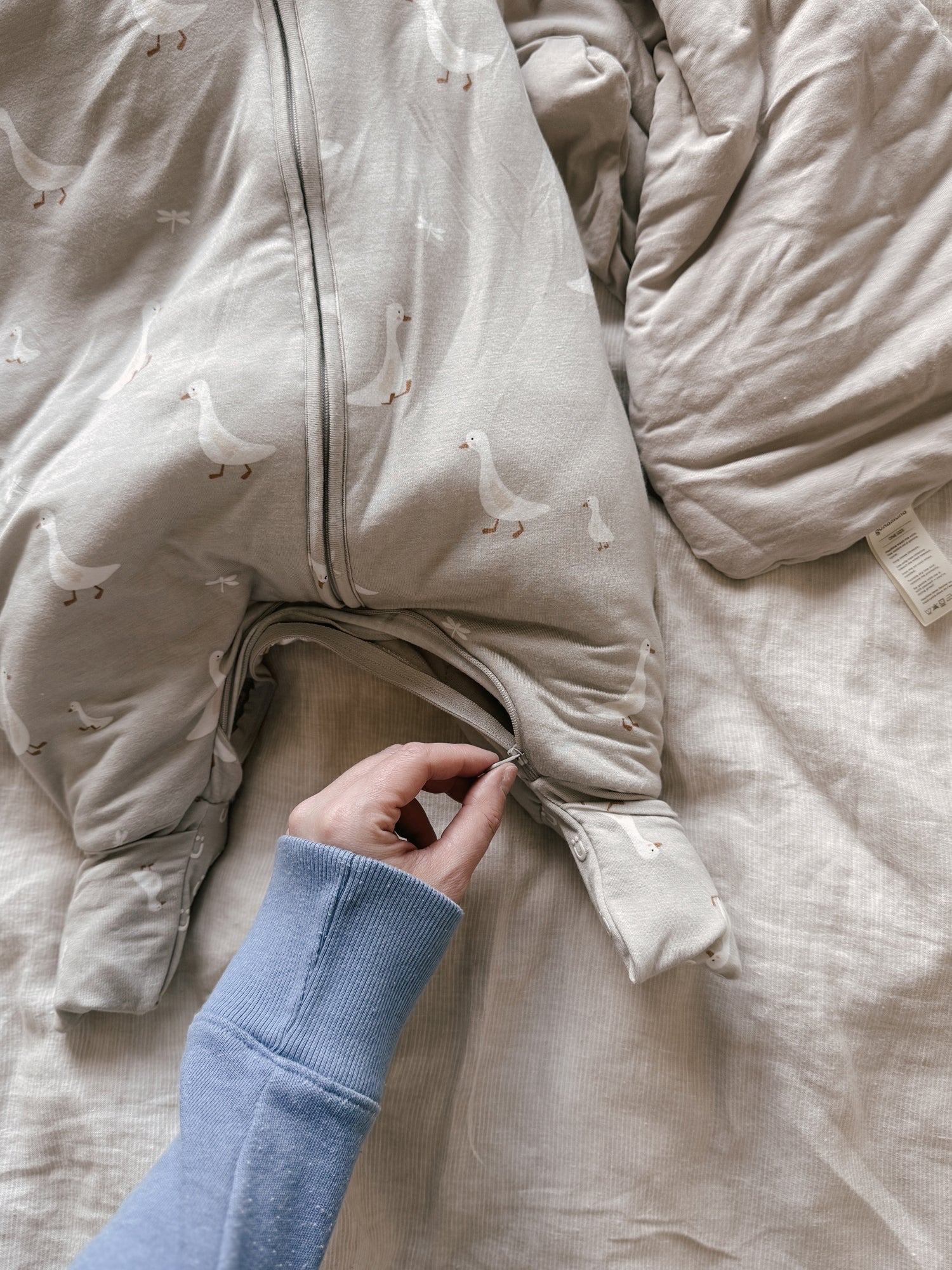 Long Sleeve Footie Sleep Sack - Goose / 2.5 TOG