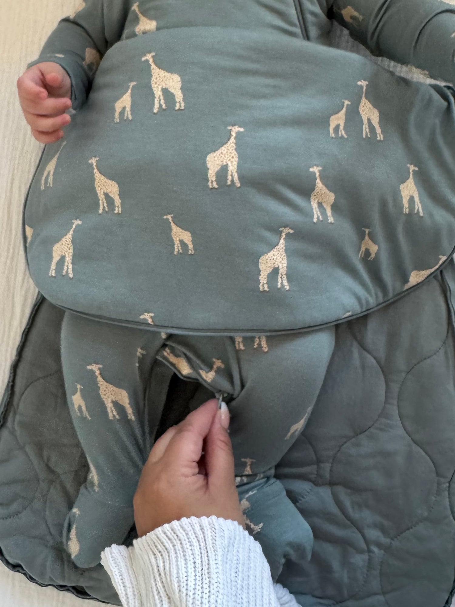 Transitional Swaddle Sleep Sack - Giraffe Moss / 1.0 TOG
