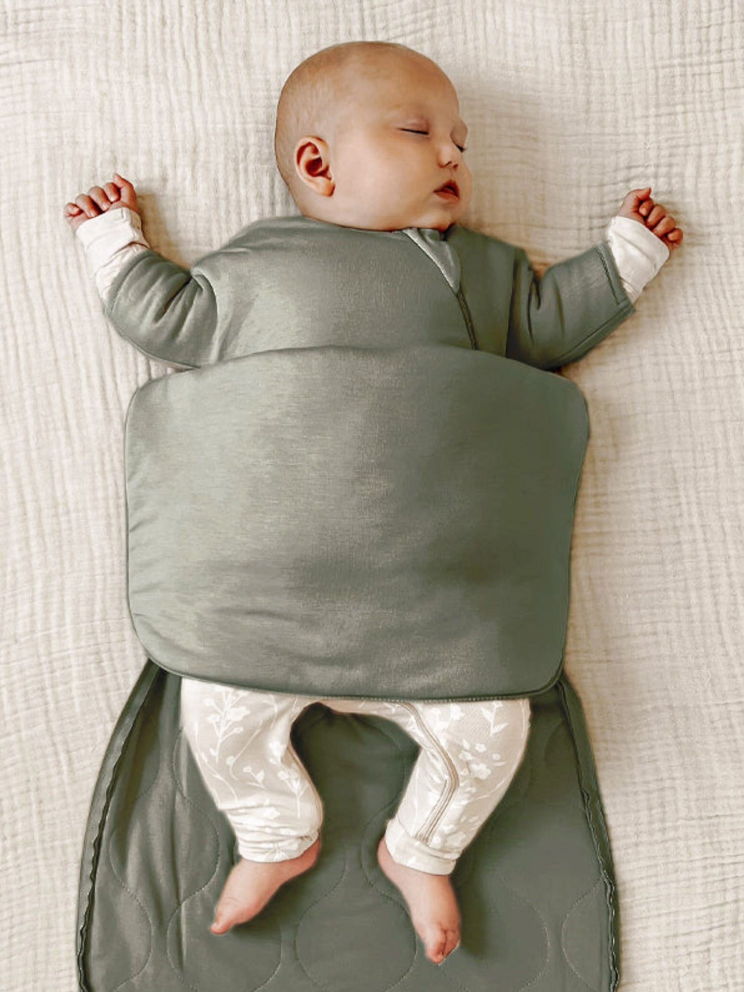 Long Sleeve Transitional Swaddle Sack - Sage / 1.0 TOG