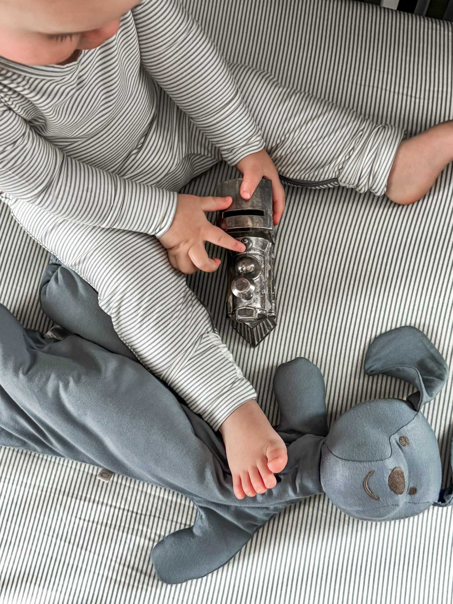 Crib Sheet - Blue Stripes