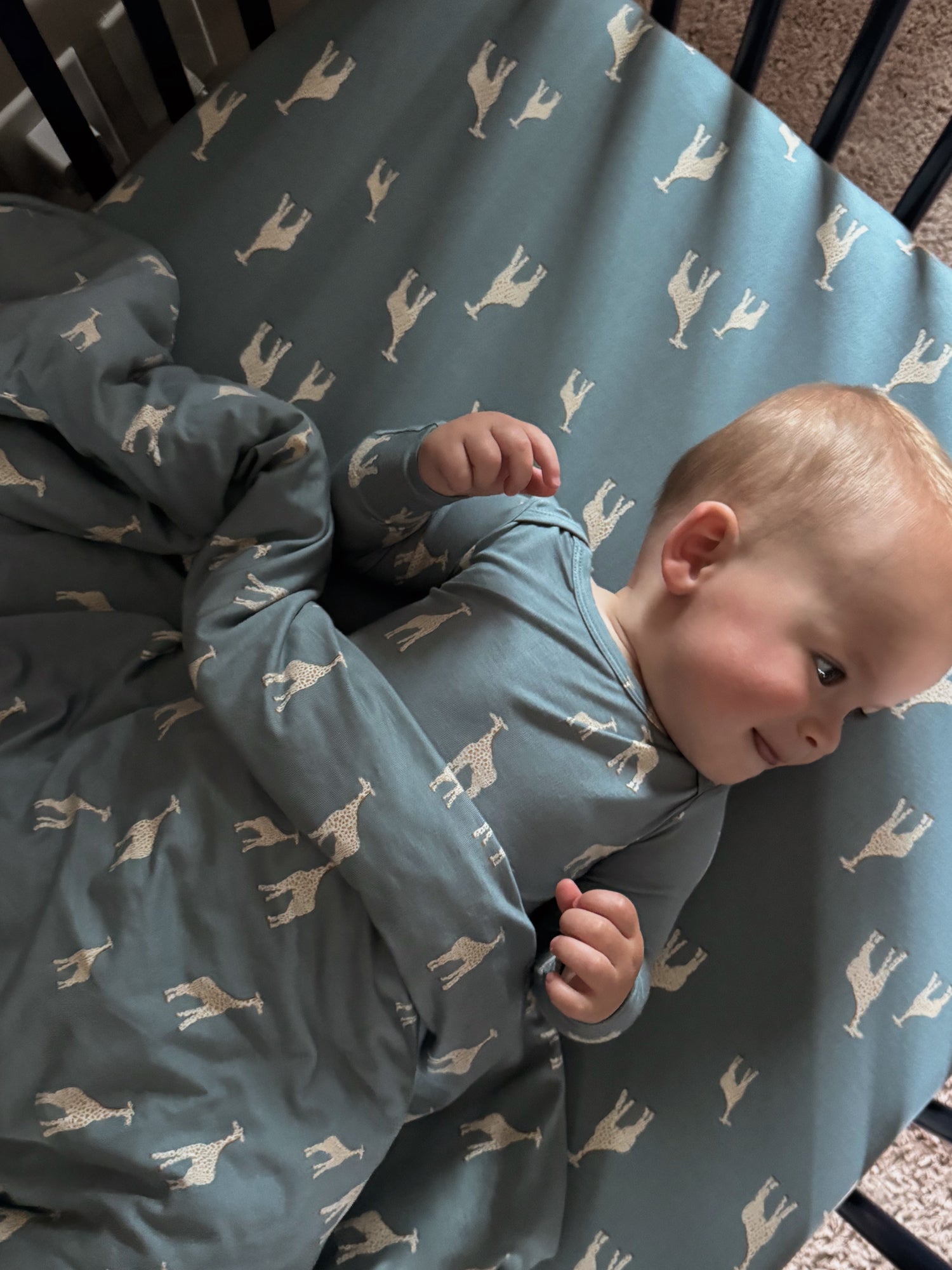 Crib Sheet - Giraffe Moss