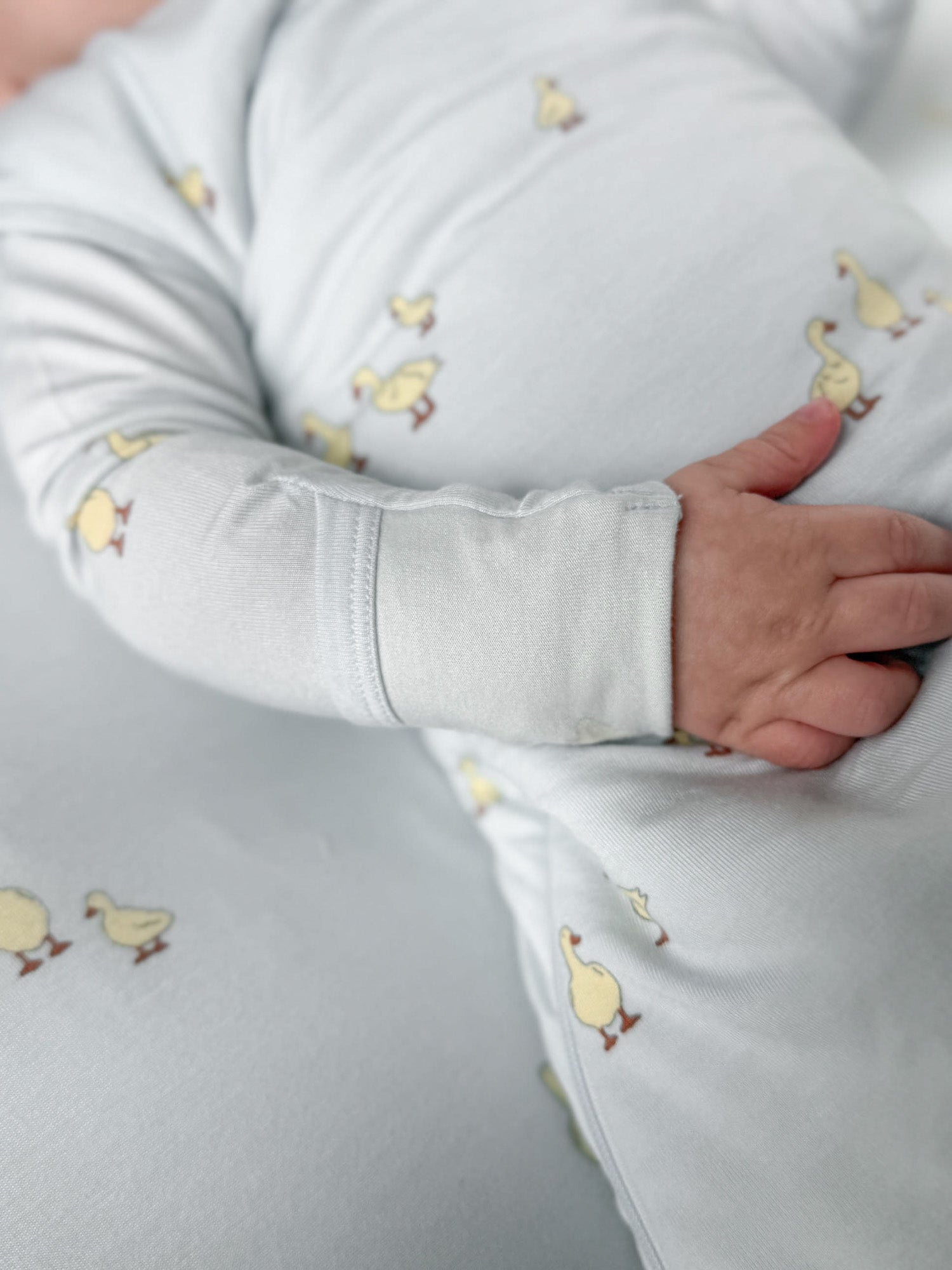 Transitional Swaddle Sleep Sack - Friends / 1.0 TOG