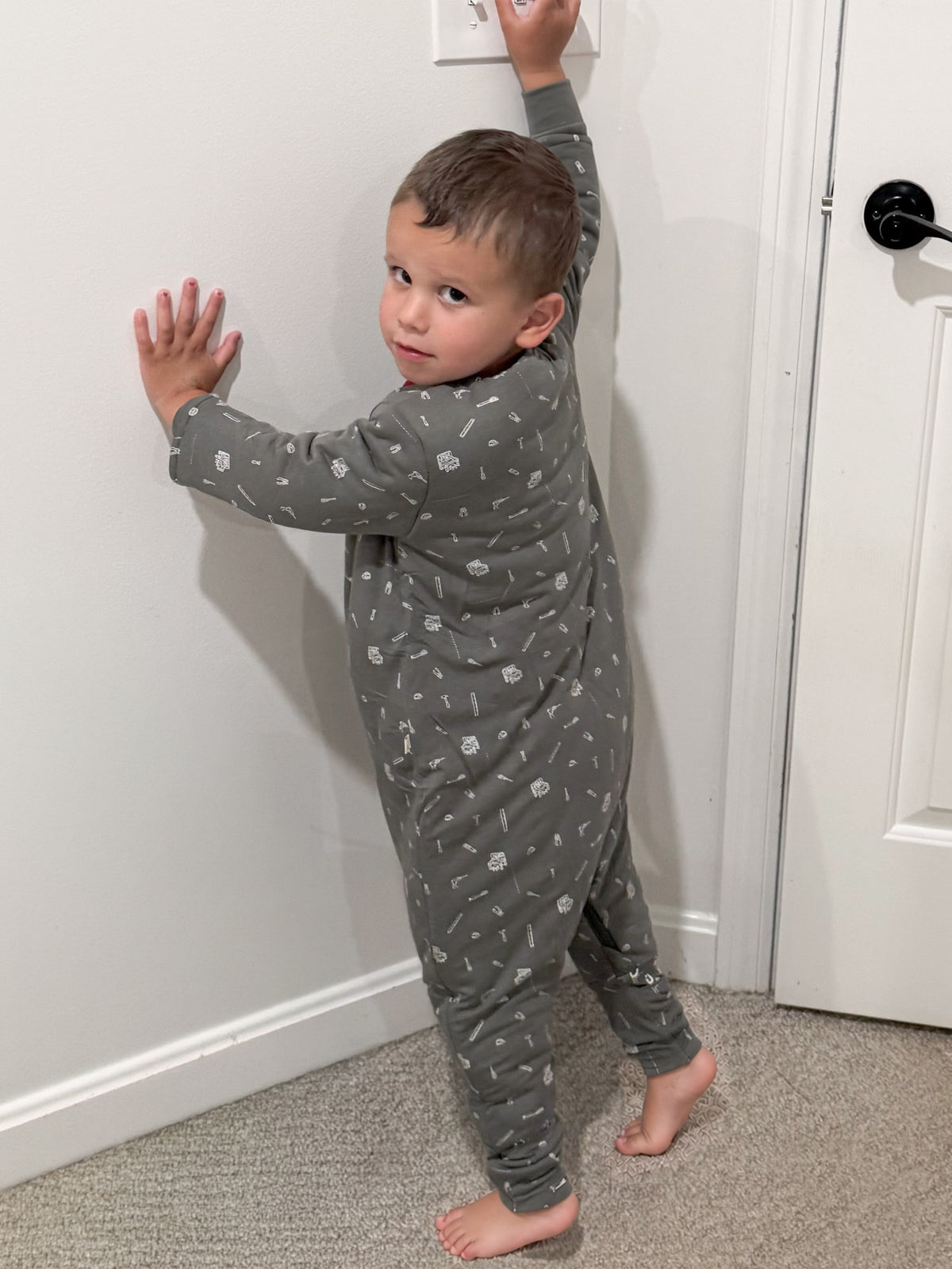 Long Sleeve Footie Sleep Sack - Tools / 2.5 TOG