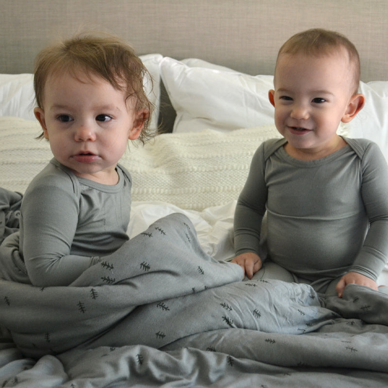 The Best First Birthday Gifts for Twins