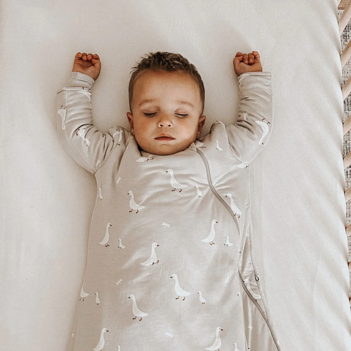 What s the Difference Between a Long Sleeve Sleep Sack and Transitional Swaddle gunamuna