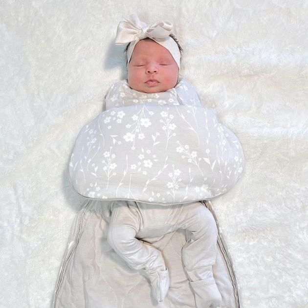 What is the Best Swaddle for Hip Health? gunamuna