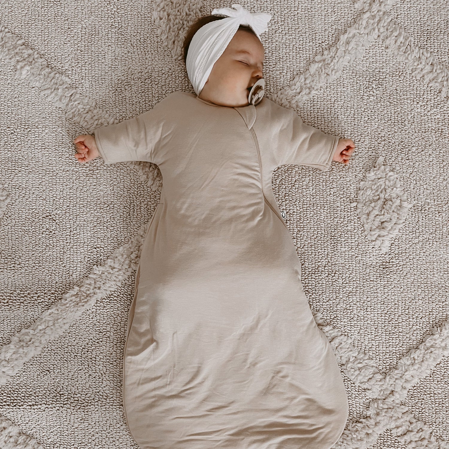 Newborn Sleep Tips: The Complete Newborn Sleep Guide