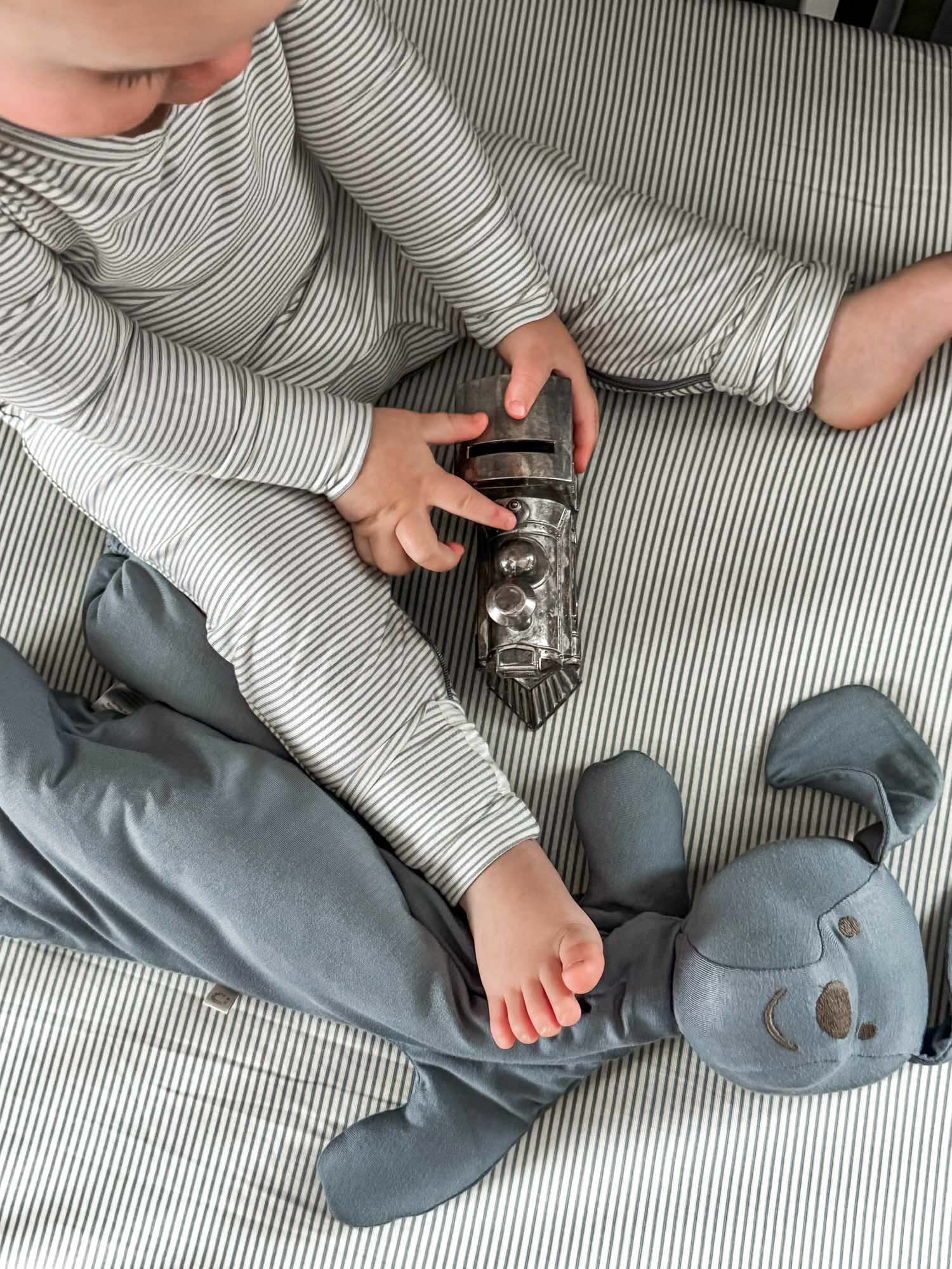 Crib Sheet - Blue Stripes