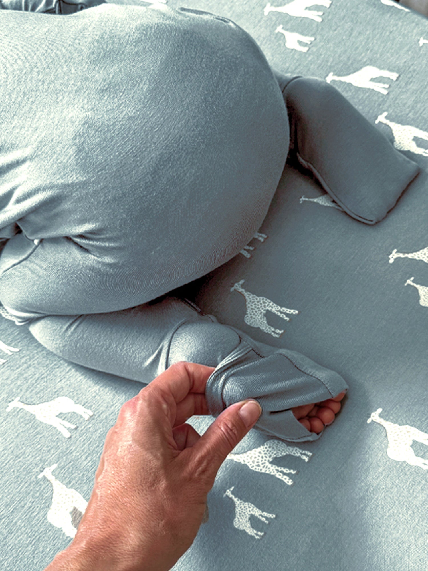 Crib Sheet - Giraffe Moss