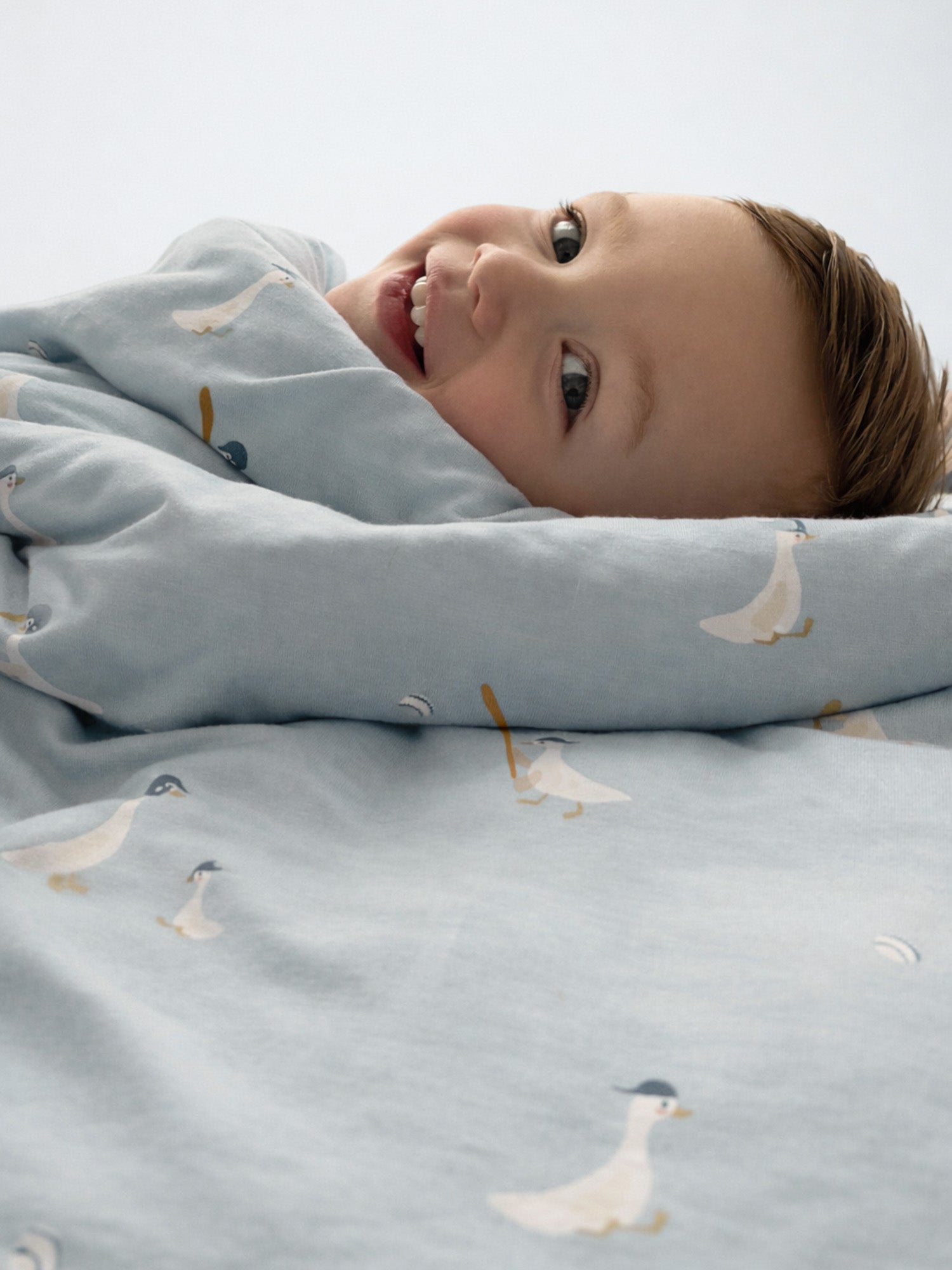 Cloud Blanket - Baseball Goose / 0.5 TOG