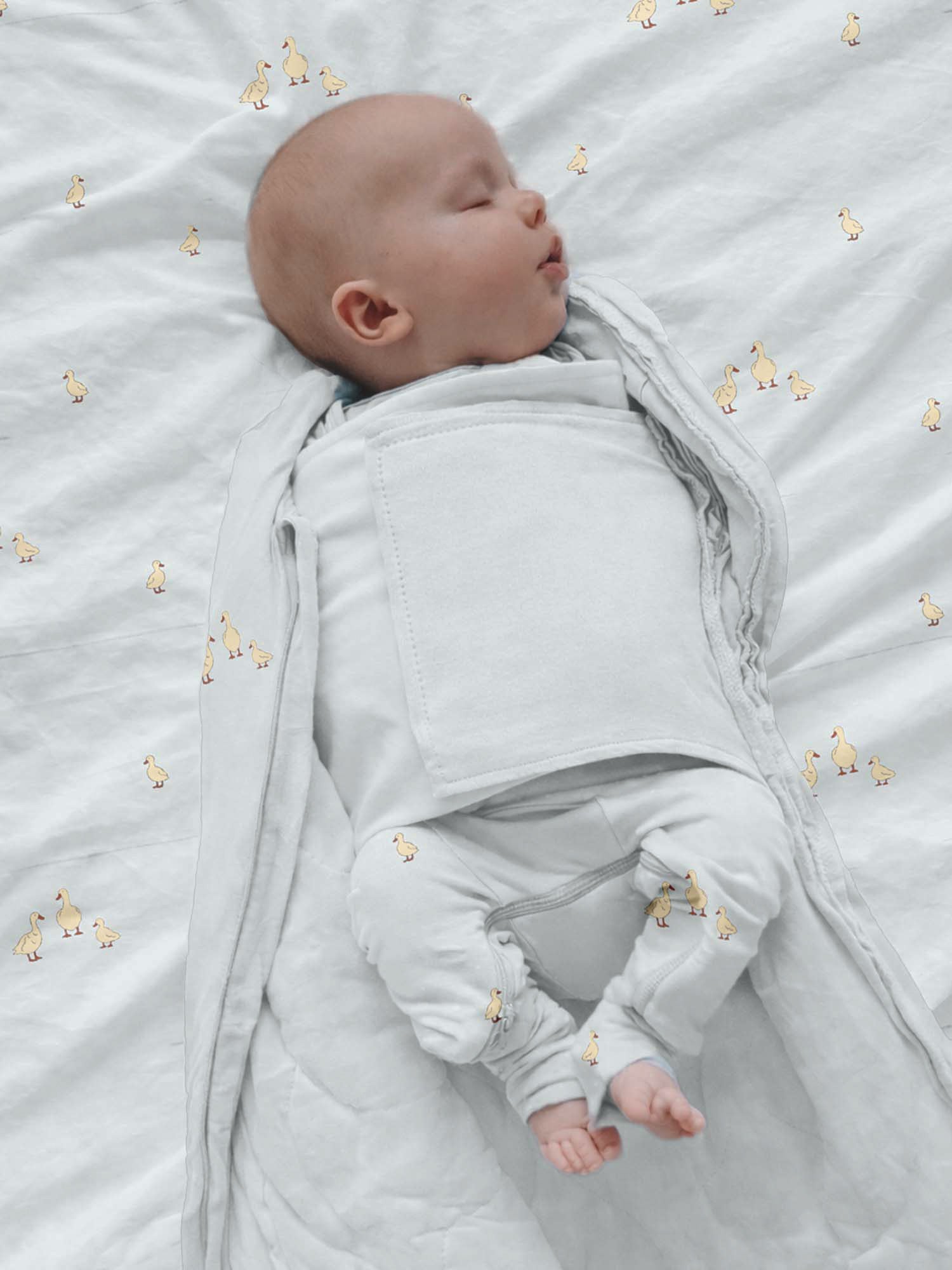Swaddle Sleep Sack - Friends / 1.0 TOG