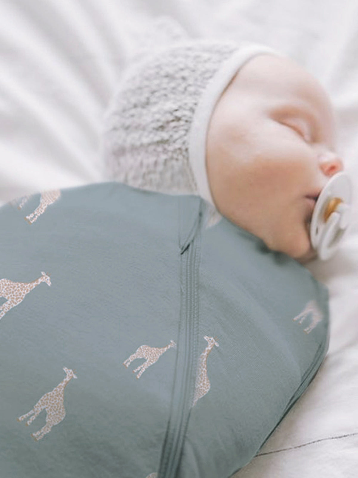 Swaddle Sleep Sack - Giraffe Moss / 2.5 TOG
