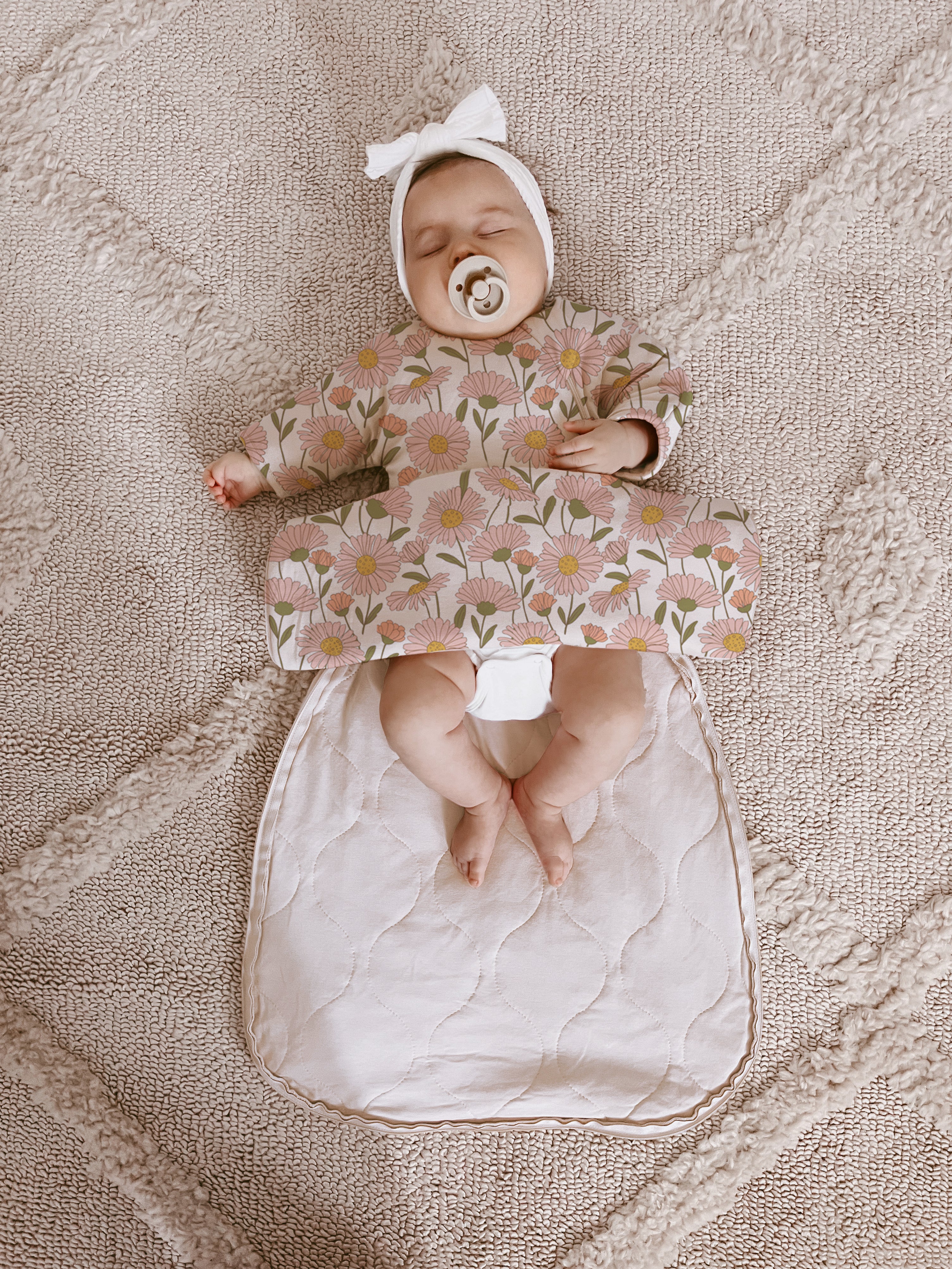 Zipper Swaddles | Easy-Change Swaddles with Zippers | gunamuna