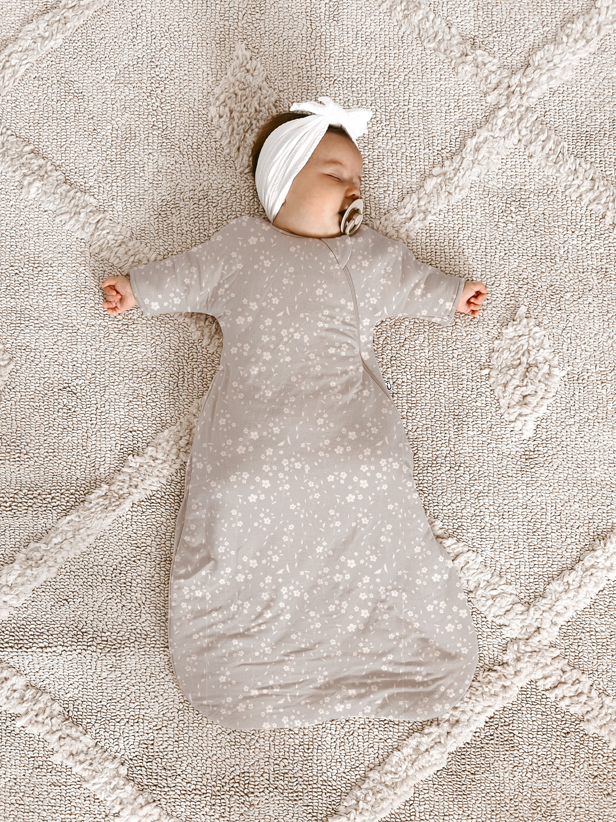 Long Sleeve Transitional Swaddle Sack - Magnolia / 0.5 TOG