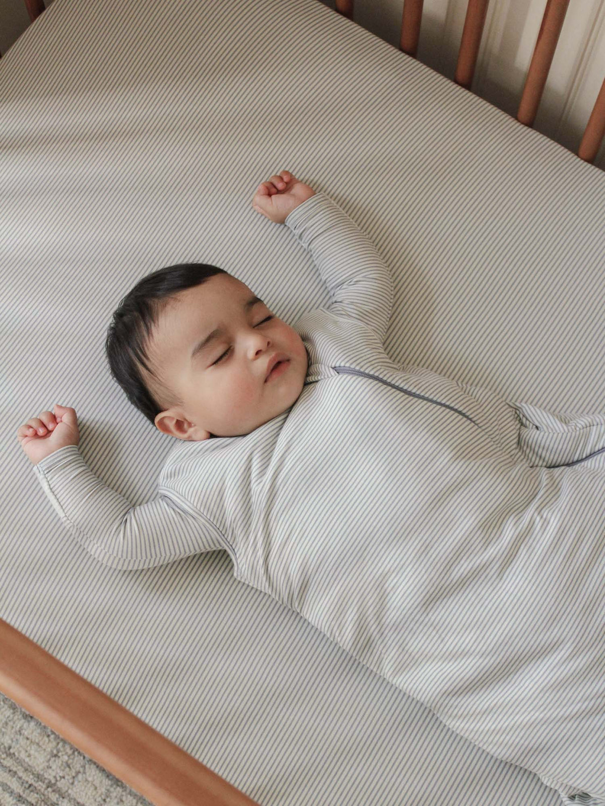 Crib Sheet - Blue stripe