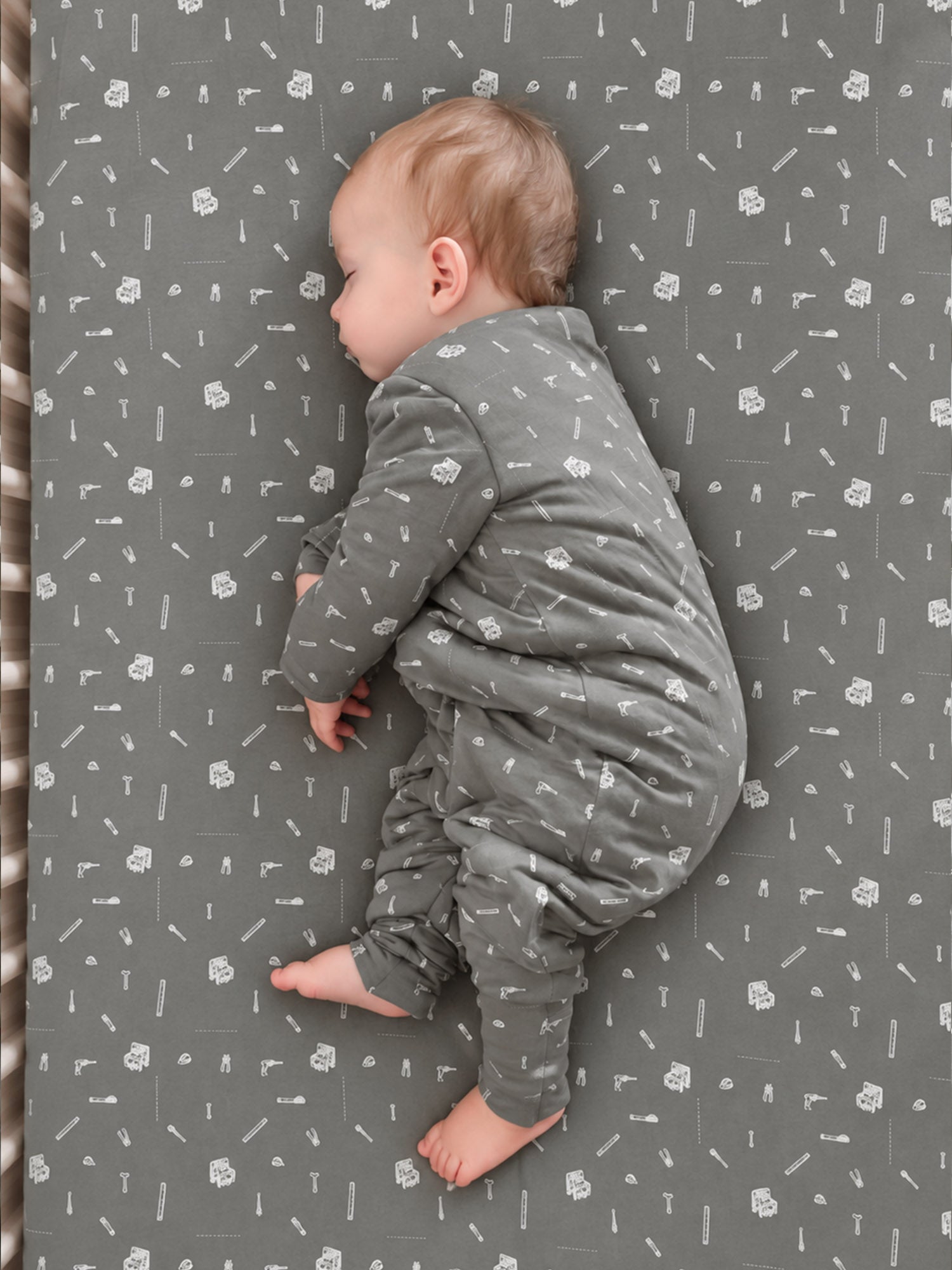 Long Sleeve Footie Sleep Sack - Tools / 2.5 TOG