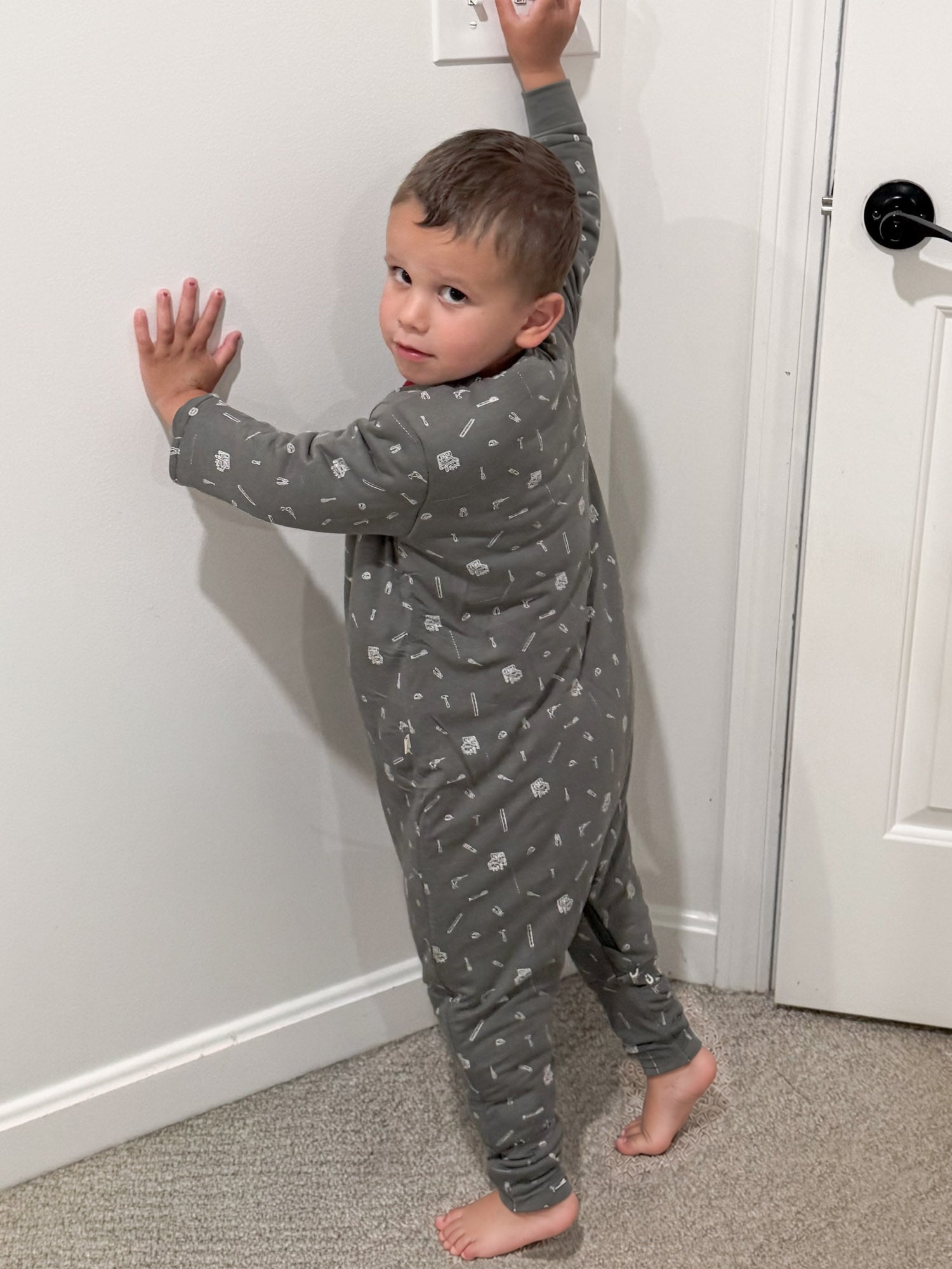 Long Sleeve Footie Sleep Sack - Tools / 2.5 TOG