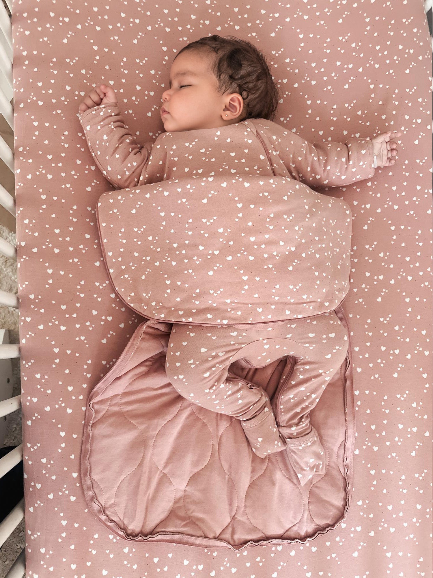 Long Sleeve Transitional Swaddle Sack - Hearts / 2.5 TOG